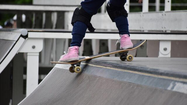 momiji-nishiya-skateboard-parents