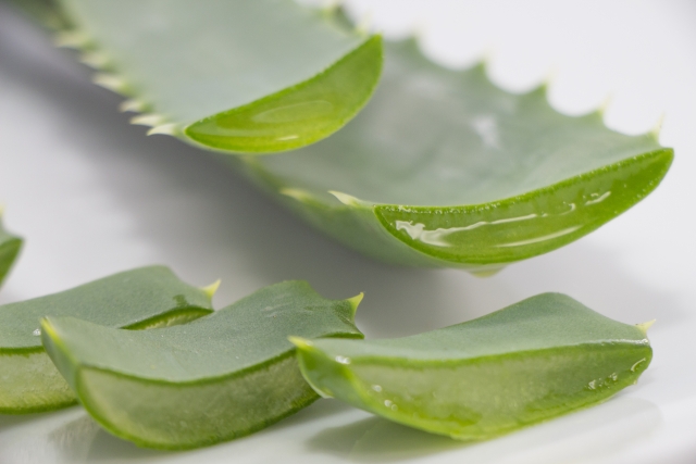 Is the effect of aloe vera good for acne?